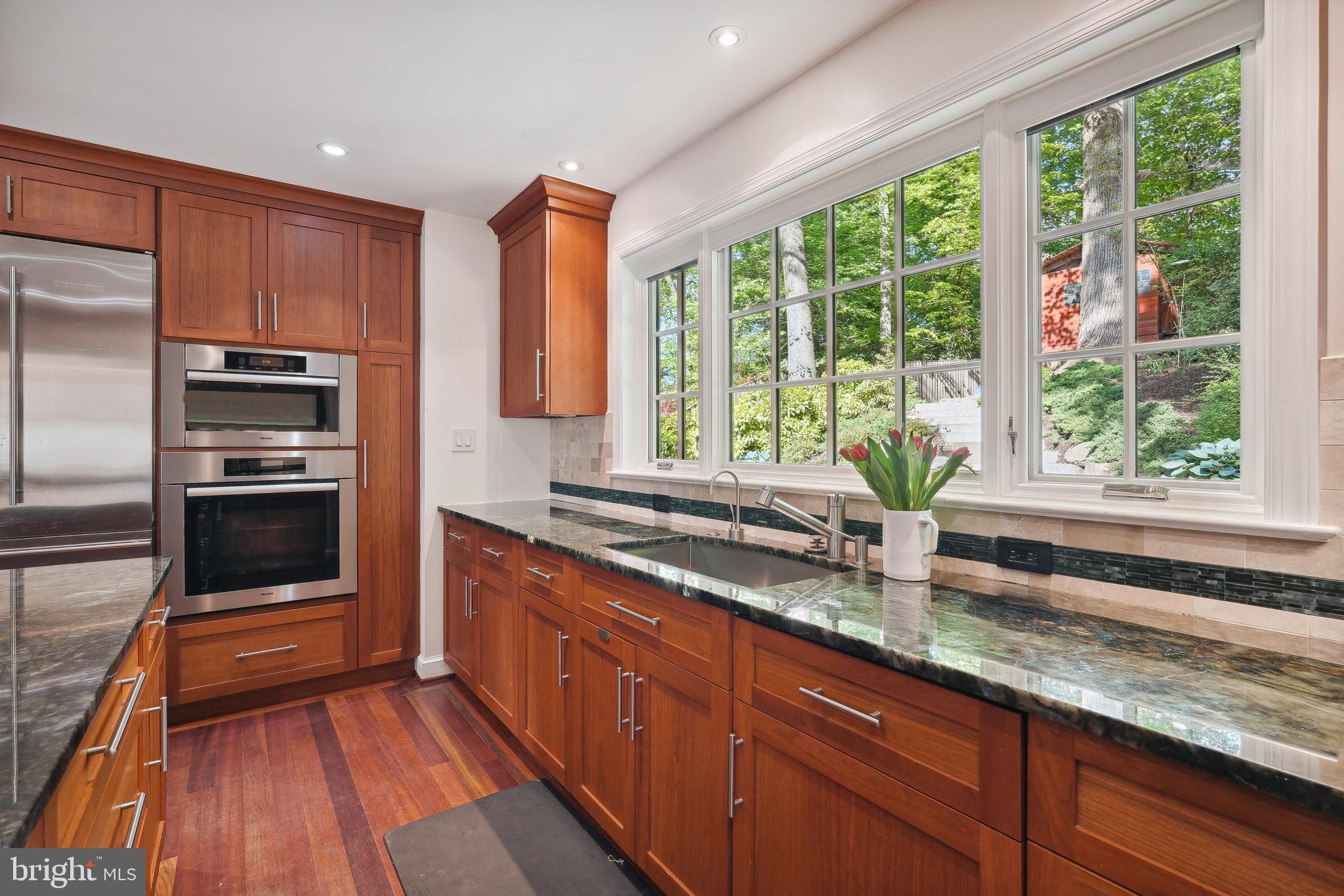 5917 Ramsgate Road Bethesda, MD 20816 - Photo 11 of 28 Gallery Image 11