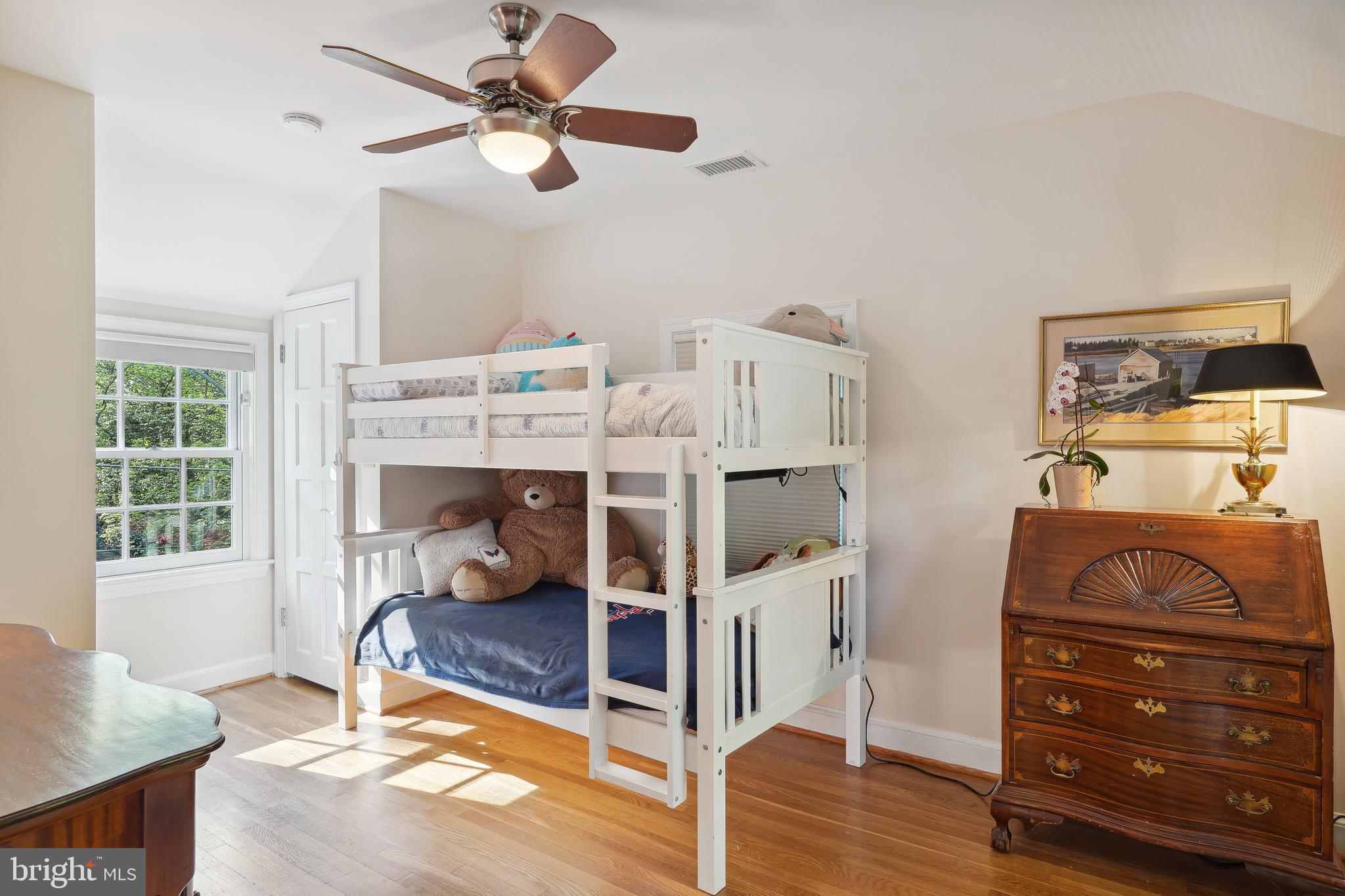 5917 Ramsgate Road Bethesda, MD 20816 - Photo 21 of 28 Gallery Image 21