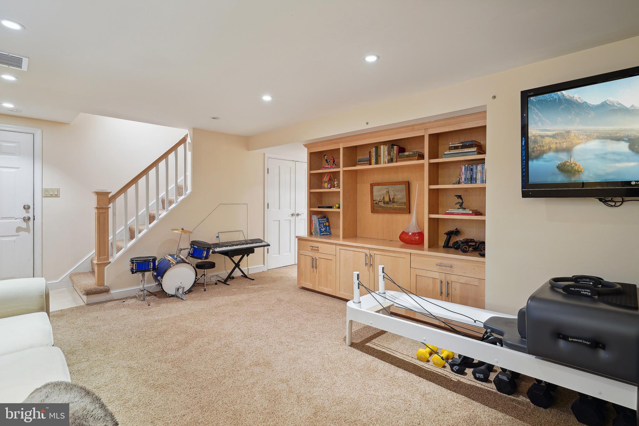 5917 Ramsgate Road Bethesda, MD 20816 - Photo 25 of 28 Gallery Image 25