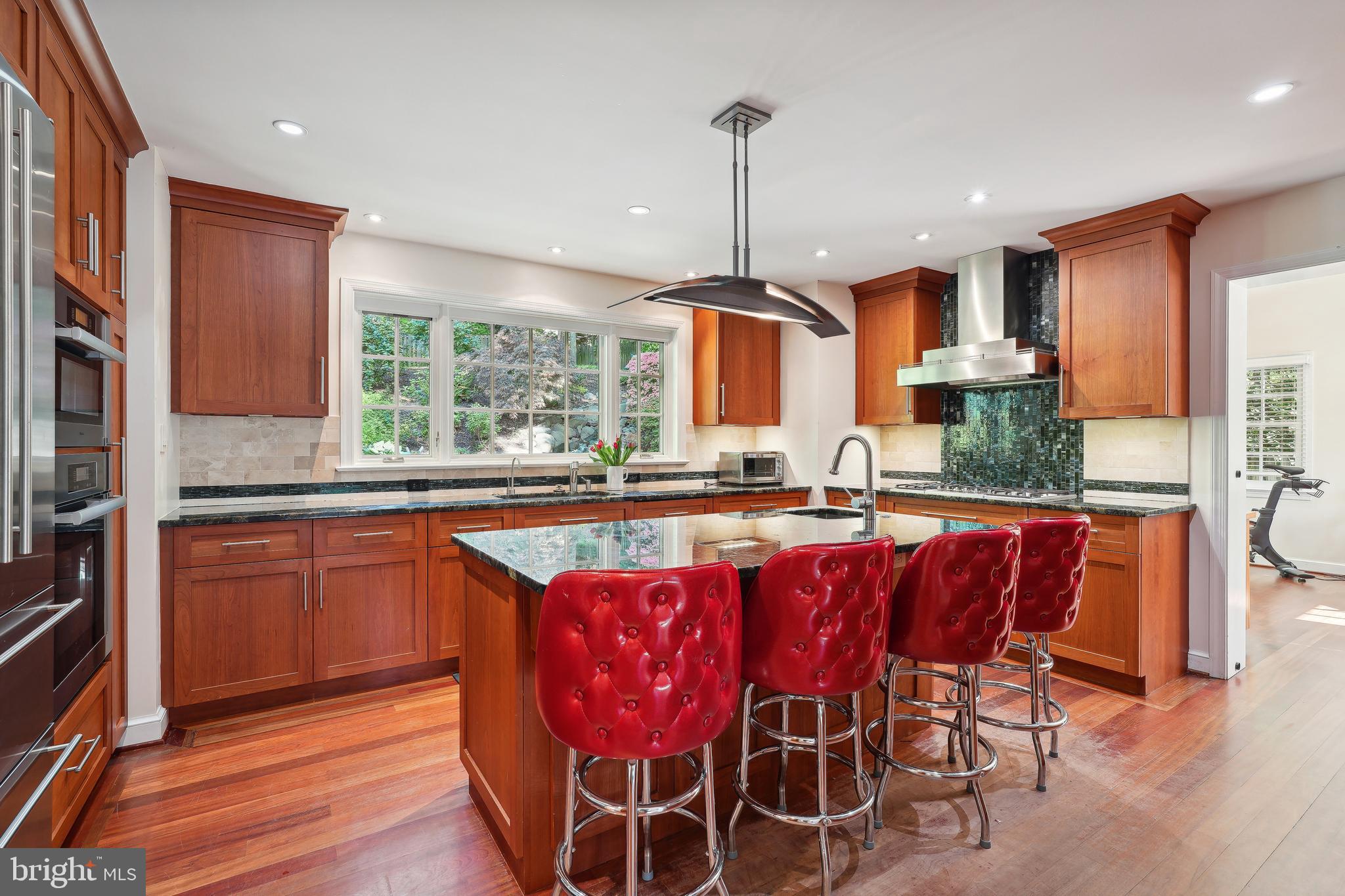 5917 Ramsgate Road Bethesda, MD 20816 - Photo 7 of 28 Gallery Image 7