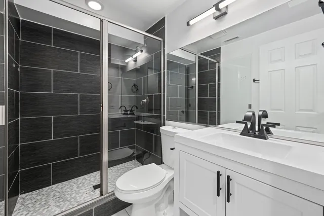 $2,800 | 1445 North Mohawk Street, Unit LL, Chicago, IL 60610