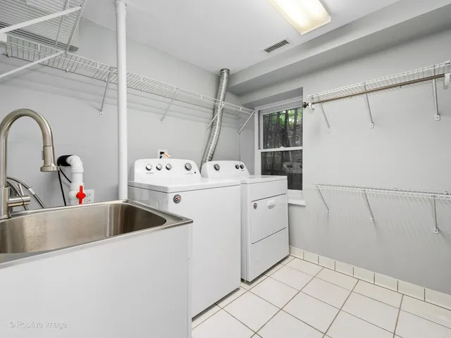 $2,800 | 1445 North Mohawk Street, Unit LL, Chicago, IL 60610