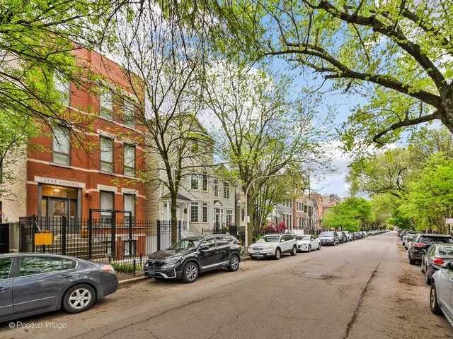$2,800 | 1445 North Mohawk Street, Unit LL, Chicago, IL 60610