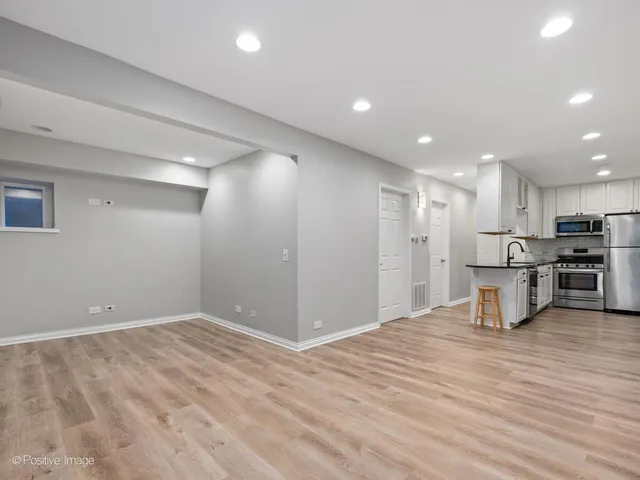 $2,800 | 1445 North Mohawk Street, Unit LL, Chicago, IL 60610