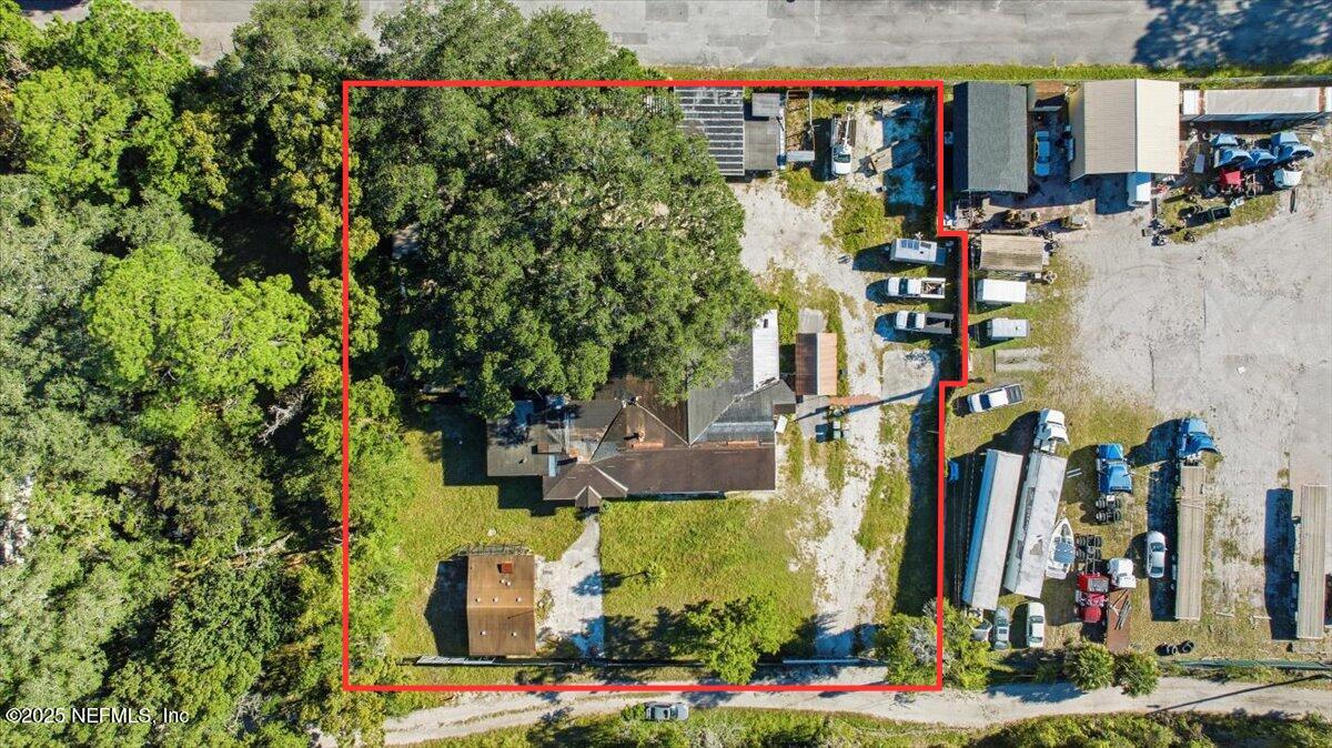 5070 Elinor Road Jacksonville, FL 32257 - Photo 2 of 10 a view of building with yard