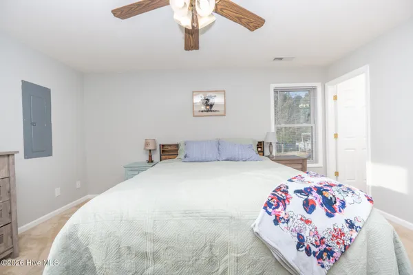 $399,000 | 134 Lloyd's Lane, Aydlett, NC 27916