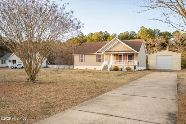 $399,000 | 134 Lloyd's Lane, Aydlett, NC 27916