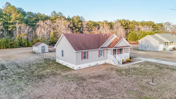 $399,000 | 134 Lloyd's Lane, Aydlett, NC 27916