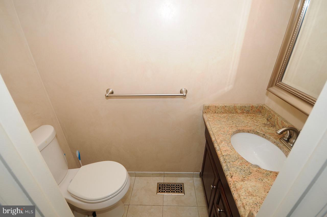 34 Candlestick Road Clementon, NJ 08021 - Photo 12 of 34 Half Bath
