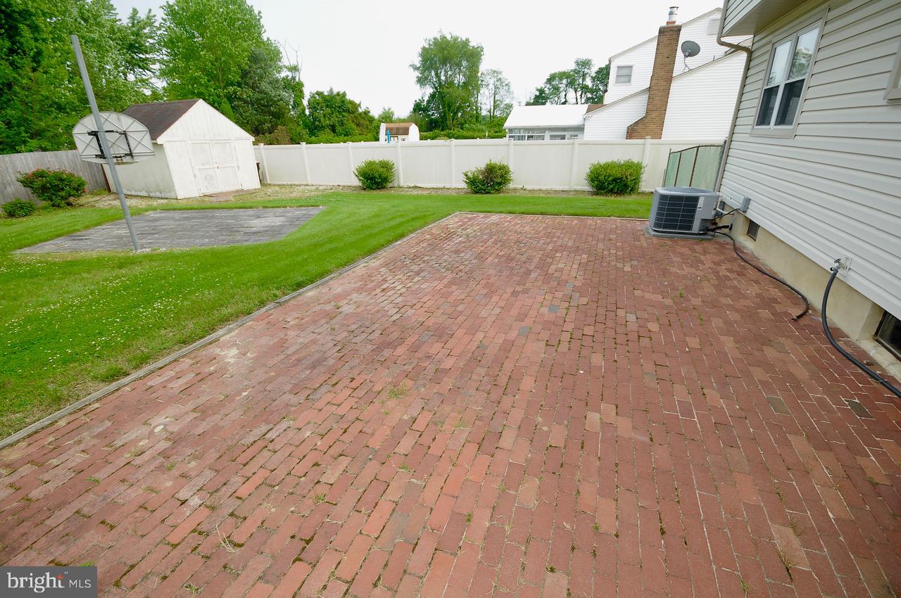 34 Candlestick Road Clementon, NJ 08021 - Photo 27 of 34 Patio