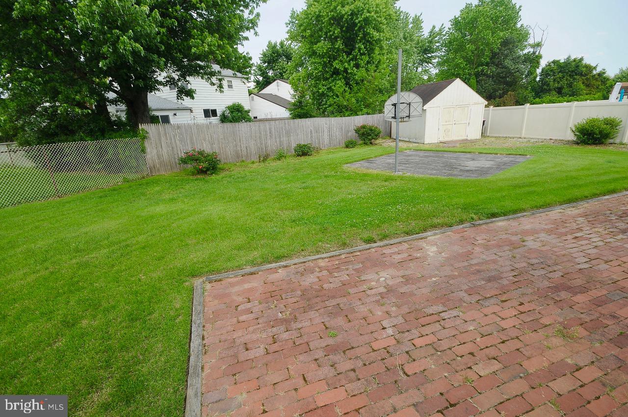 34 Candlestick Road Clementon, NJ 08021 - Photo 28 of 34 Backyard