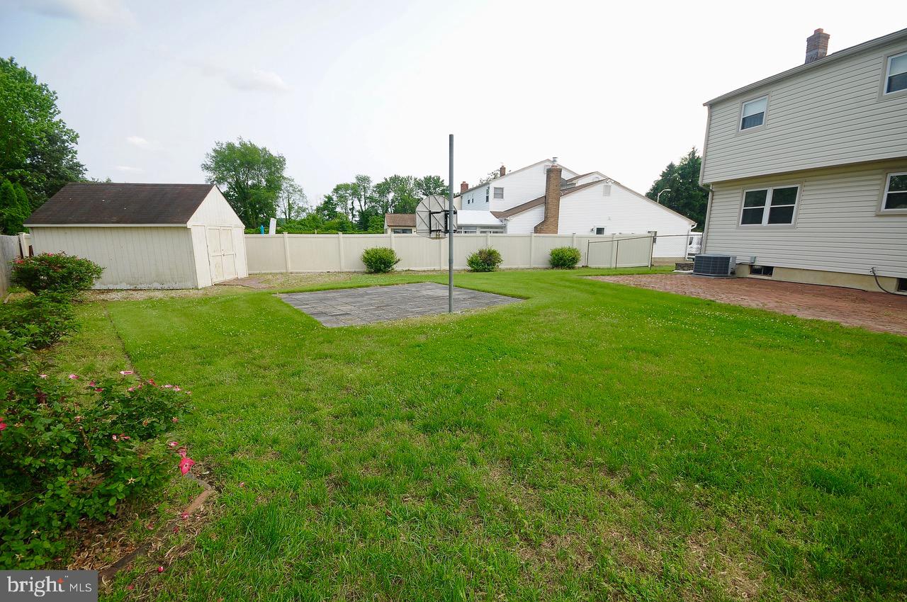 34 Candlestick Road Clementon, NJ 08021 - Photo 30 of 34 Backyard