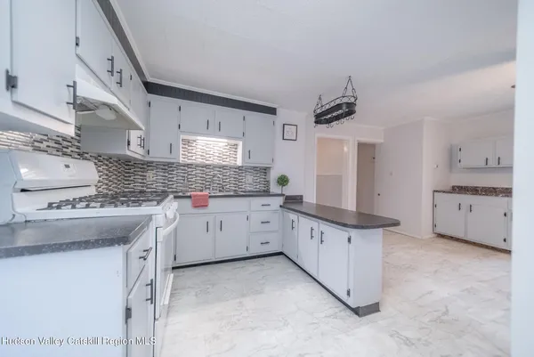 $325,000 | 1 Clinton Avenue, Kingston, NY 12401