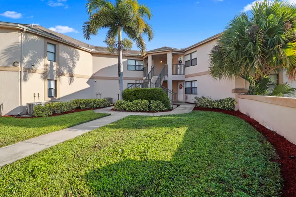 $1,700 | 2625 Heathcote Drive, Unit 2631, Fort Pierce, FL 34982