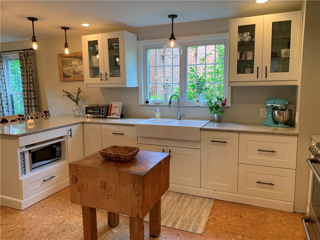 545 Westover Road Pittsburgh, PA 15228 - Photo 8 of 20