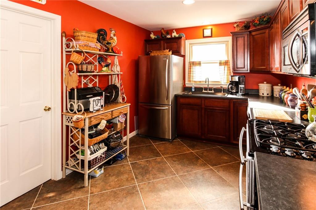 7350 Graham Road Indianapolis, IN 46250 - Photo 10 of 25 Gallery Image 10