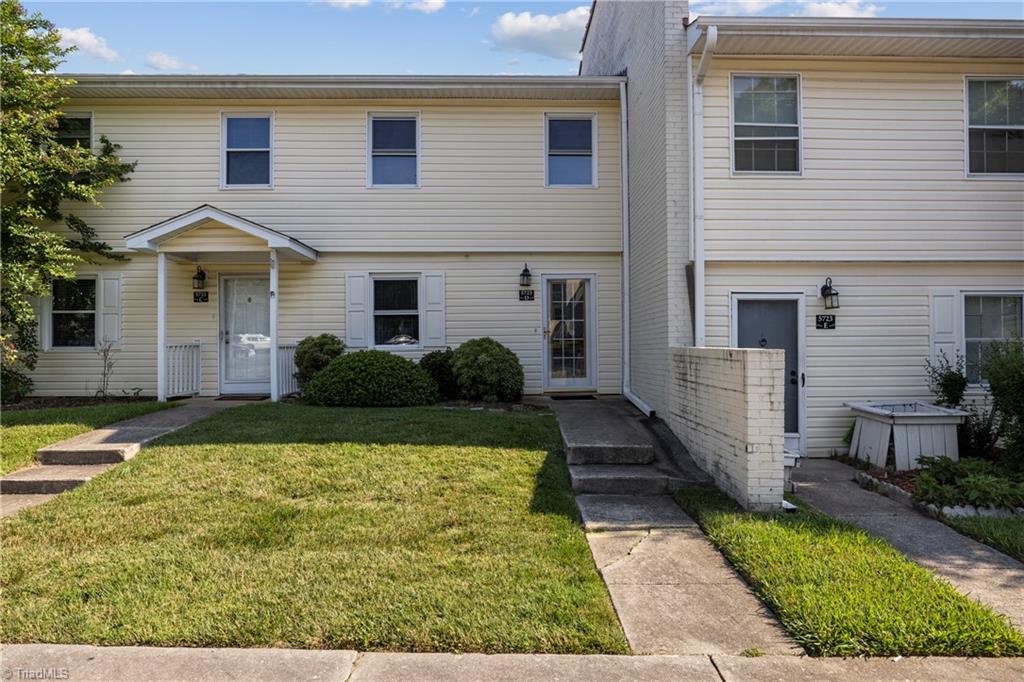 5723 Bramblegate Road, Unit D Greensboro, NC 27409 - Photo 1 of 26 Gallery Image 1