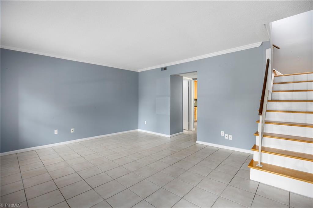 5723 Bramblegate Road, Unit D Greensboro, NC 27409 - Photo 5 of 26 Gallery Image 5