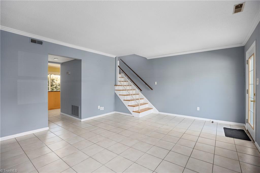 5723 Bramblegate Road, Unit D Greensboro, NC 27409 - Photo 6 of 26 Gallery Image 6