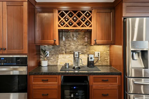 $695,000 | 488 Cochrane Avenue, Ukiah, CA 95482