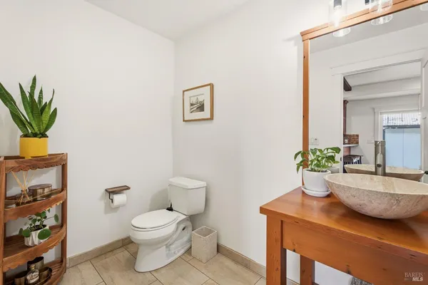 $695,000 | 488 Cochrane Avenue, Ukiah, CA 95482