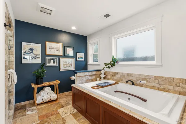 $695,000 | 488 Cochrane Avenue, Ukiah, CA 95482