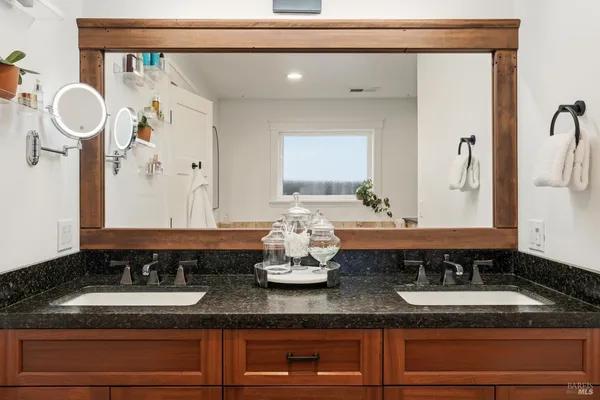 $695,000 | 488 Cochrane Avenue, Ukiah, CA 95482