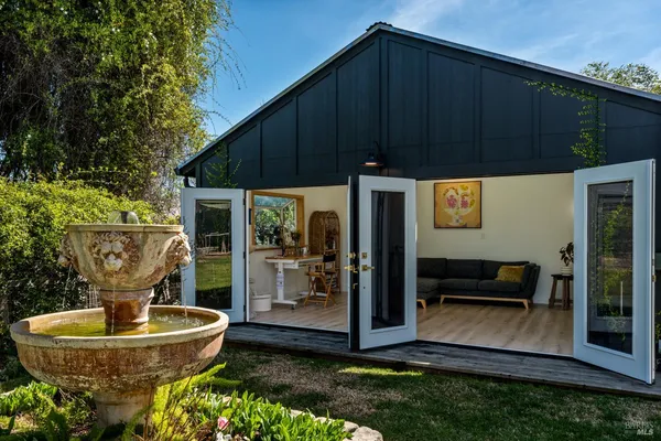 $695,000 | 488 Cochrane Avenue, Ukiah, CA 95482