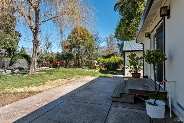 $695,000 | 488 Cochrane Avenue, Ukiah, CA 95482