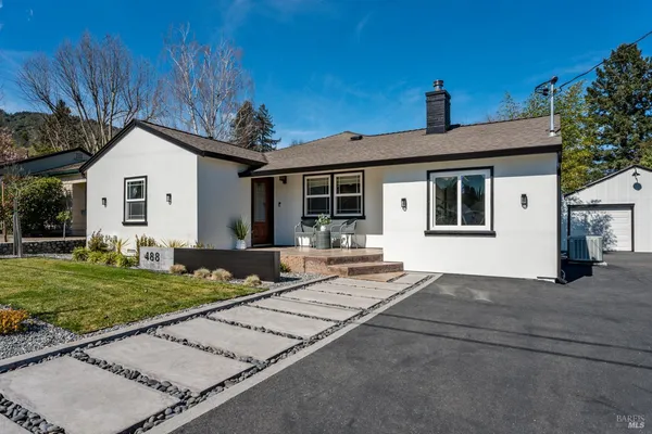 $695,000 | 488 Cochrane Avenue, Ukiah, CA 95482