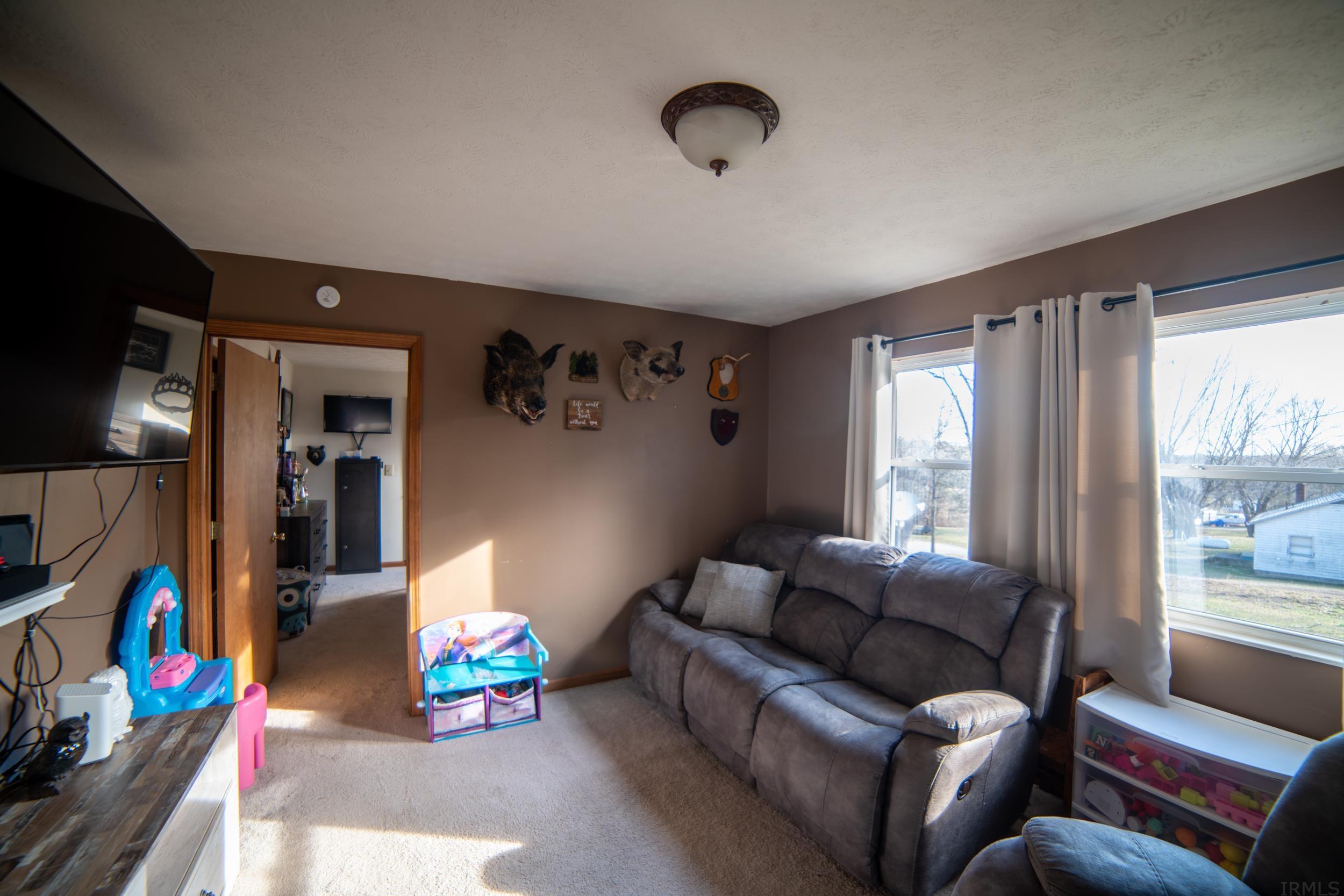 2256 South Old Clifty Road Bloomfield, IN 47424 - Photo 3 of 23