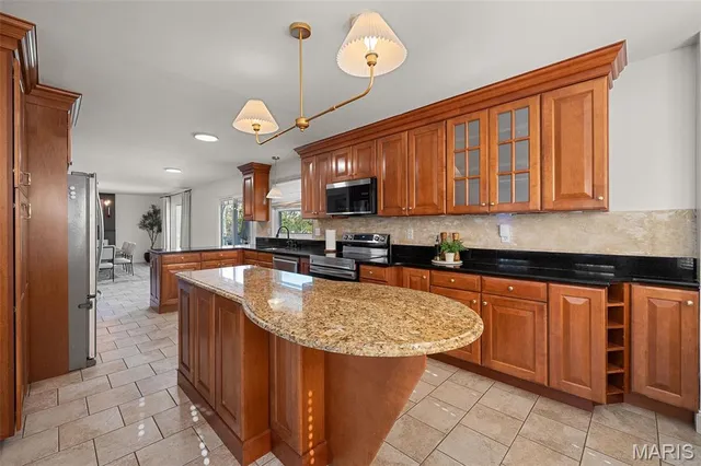 $425,000 | 1516 Fox Ridge Court, Arnold, MO 63010