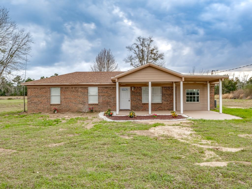 2815 Highway 69 Grand Ridge, FL 32442 - Photo 1 of 30