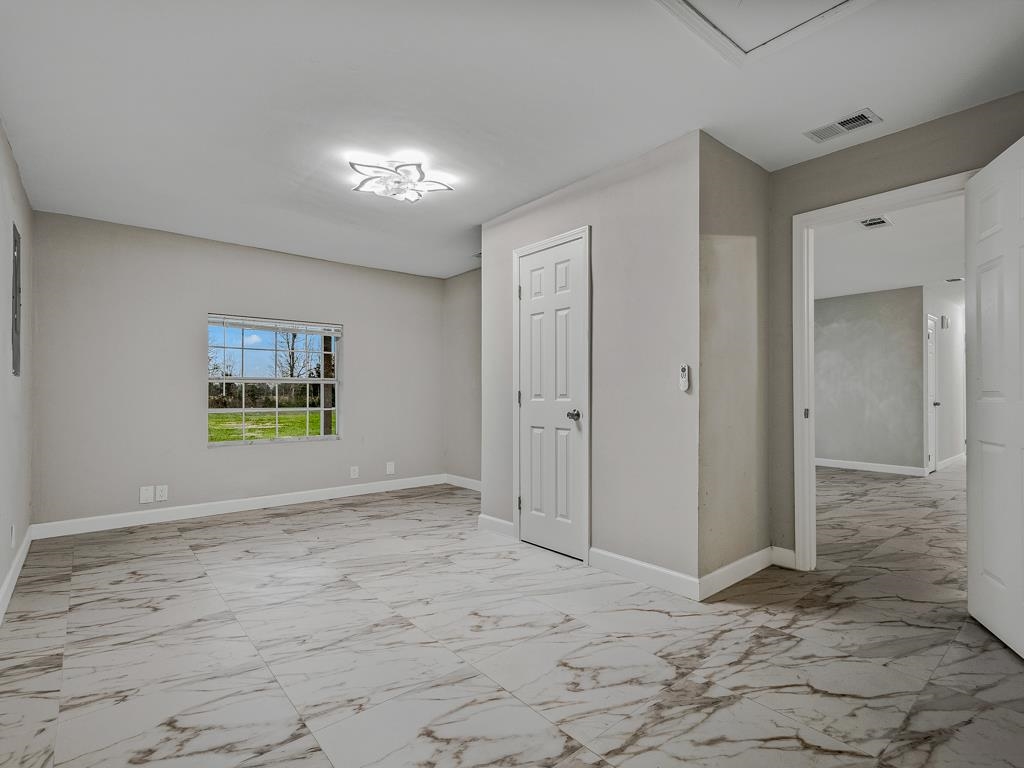 2815 Highway 69 Grand Ridge, FL 32442 - Photo 5 of 30