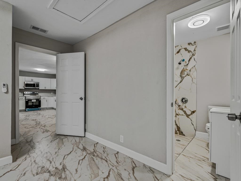 2815 Highway 69 Grand Ridge, FL 32442 - Photo 7 of 30