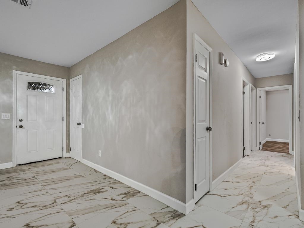 2815 Highway 69 Grand Ridge, FL 32442 - Photo 9 of 30