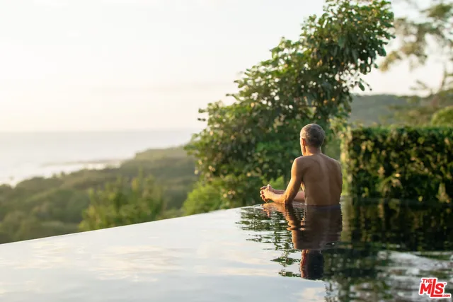 $12,800,000 | 0 Playa Hermosa Santa Teresa Costa Rica, Clare, XX 60111