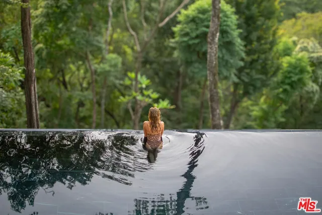 $12,800,000 | 0 Playa Hermosa Santa Teresa Costa Rica, Clare, XX 60111