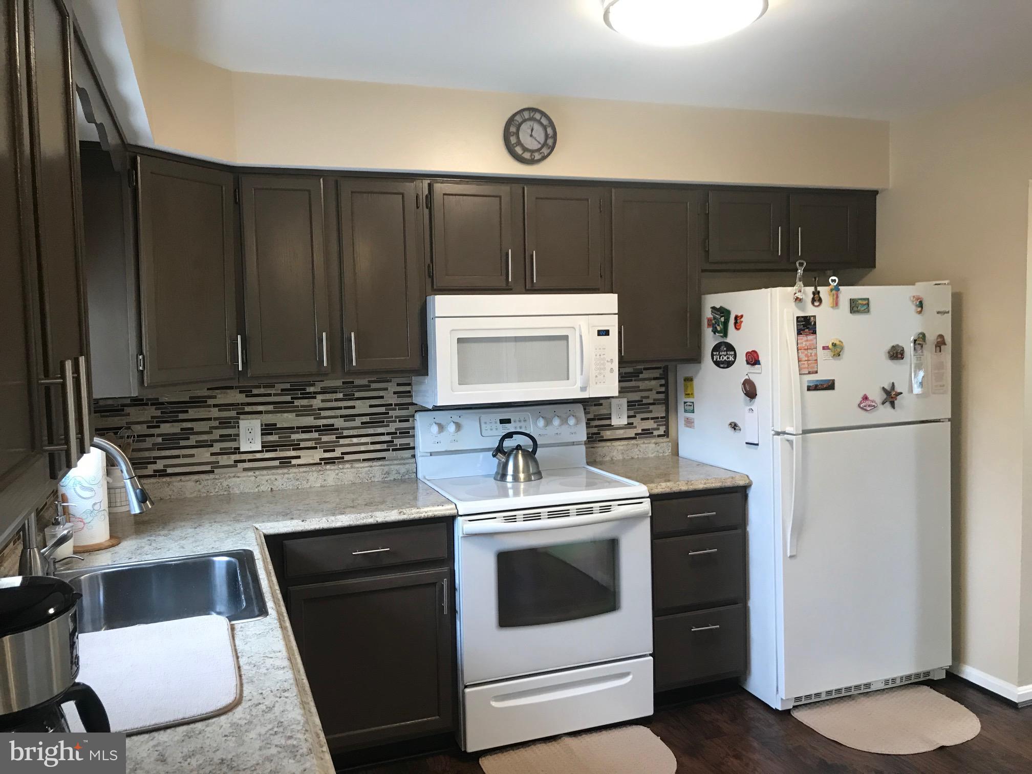 4538 Ridge Road Baltimore, MD 21236 - Photo 5 of 29 1st floor family room