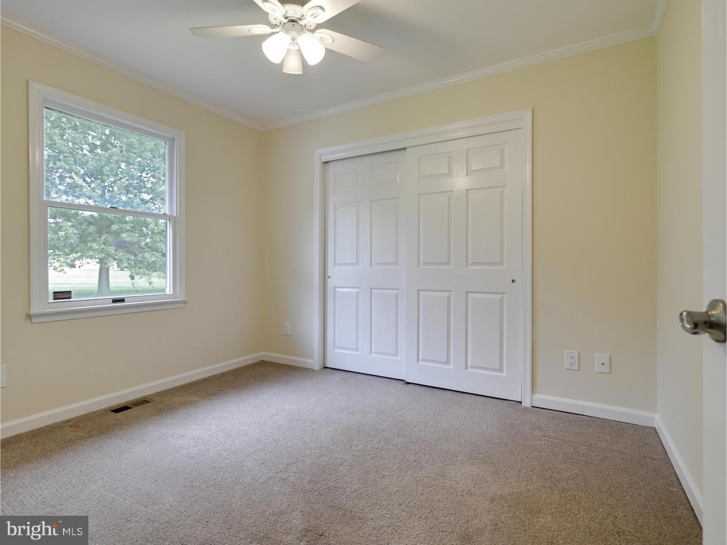 4 Aaronson Road Columbus, NJ 08022 - Photo 15 of 25 Bedroom 2