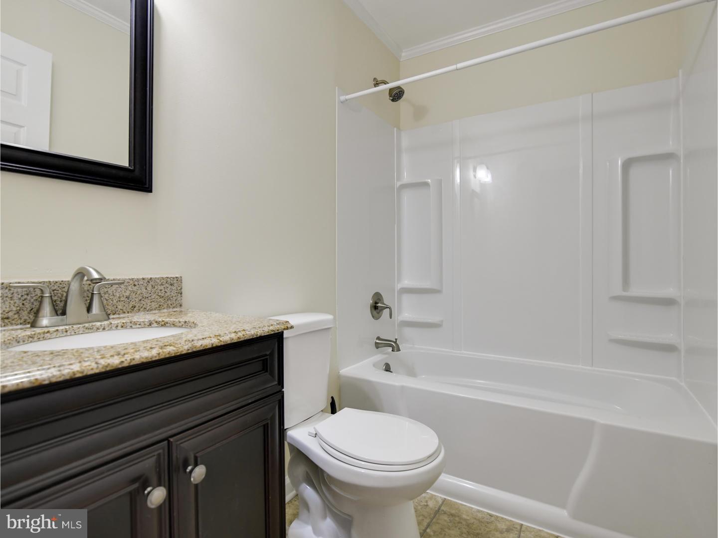 4 Aaronson Road Columbus, NJ 08022 - Photo 17 of 25 Bathroom