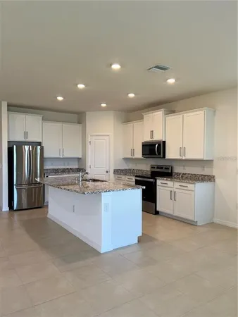 $2,600 | 10828 Charlotte Dr. Drive, Parrish, FL 34219