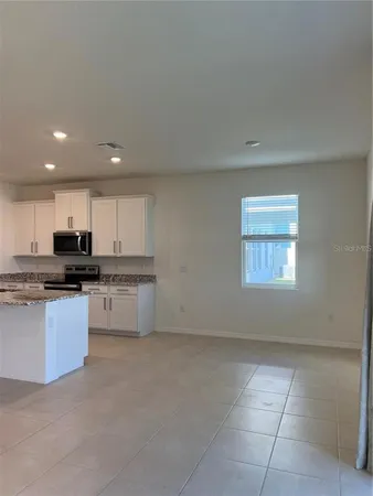 $2,600 | 10828 Charlotte Dr. Drive, Parrish, FL 34219