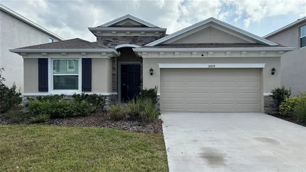 $2,600 | 10828 Charlotte Dr. Drive, Parrish, FL 34219