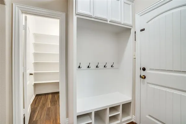 $560,000 | 809 Longridge Drive, Denton, TX 76205