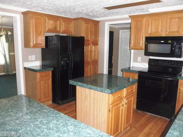 4420 Ebert Road Winston-Salem, NC 27127 - Photo 5 of 16 Kitchen.
