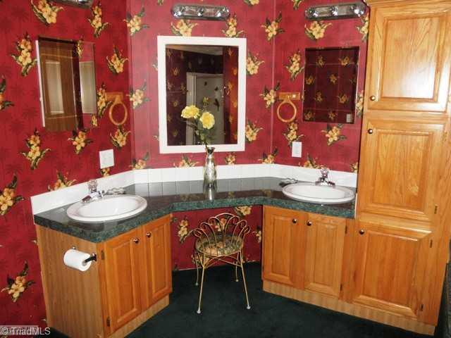 4420 Ebert Road Winston-Salem, NC 27127 - Photo 8 of 16 Master Bath/Spa.
