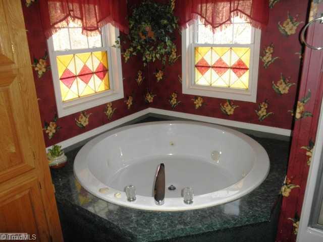 4420 Ebert Road Winston-Salem, NC 27127 - Photo 9 of 16 Master Bath/Spa.
