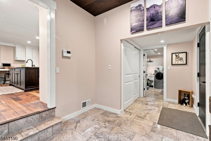 511 Openaki Road Denville, NJ 07834 - Photo 8 of 50 Gallery Image 8
