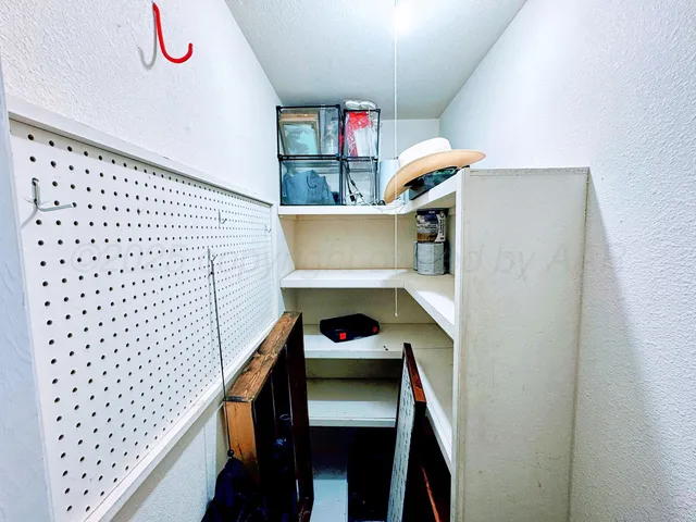 $169,500 | 2509 Grinnell Drive, Perryton, TX 79070